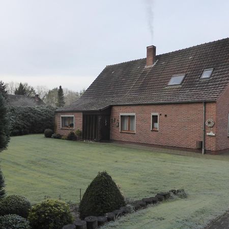 Ferienwohnung Bredehoeft Gnarrenburg エクステリア 写真